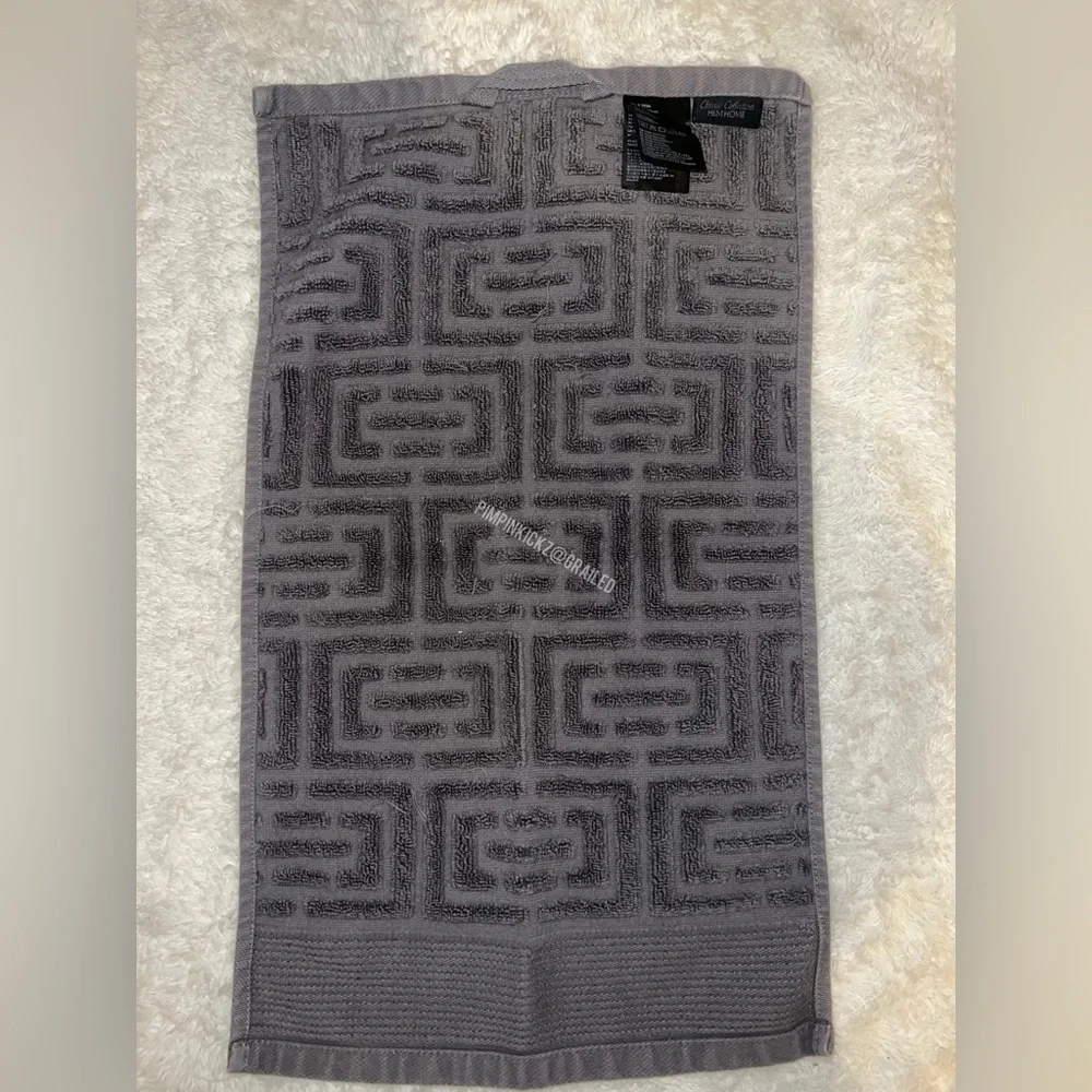 H&M home 12in x 20in towel